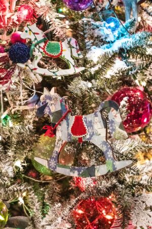 Rockin' Around the Christmas Tree 5