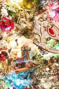 Rockin' Around the Christmas Tree 3